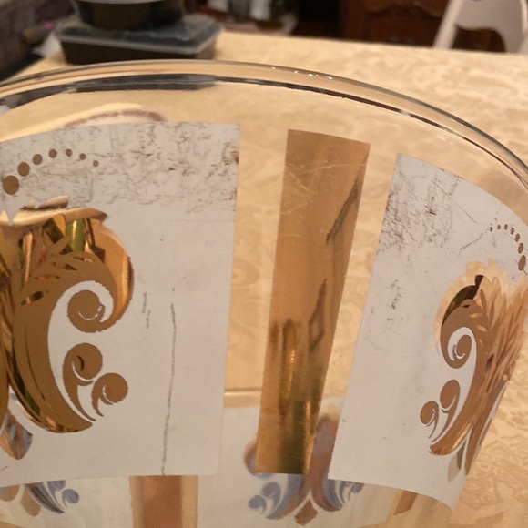 Mid Century Chip and Dip Bowls - Picture 4 of 4